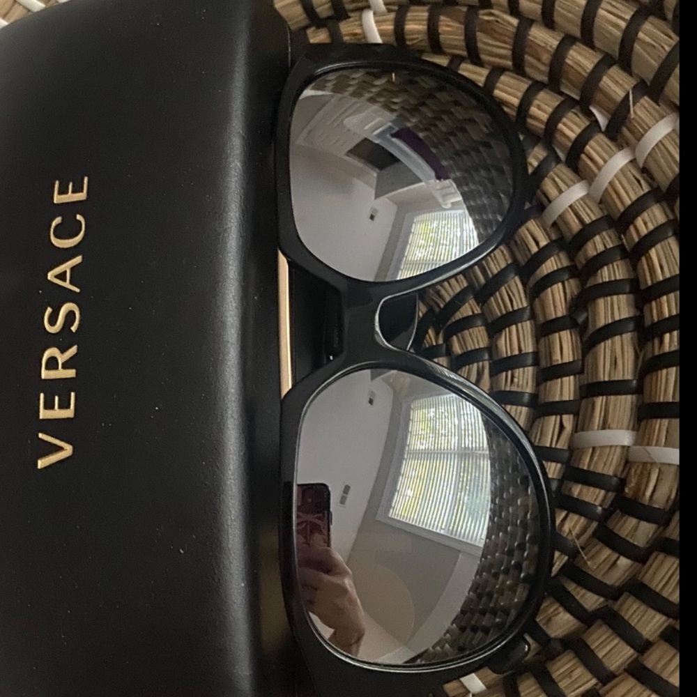 NWOT Versace MOD 4371  Black Designer Sunglasses